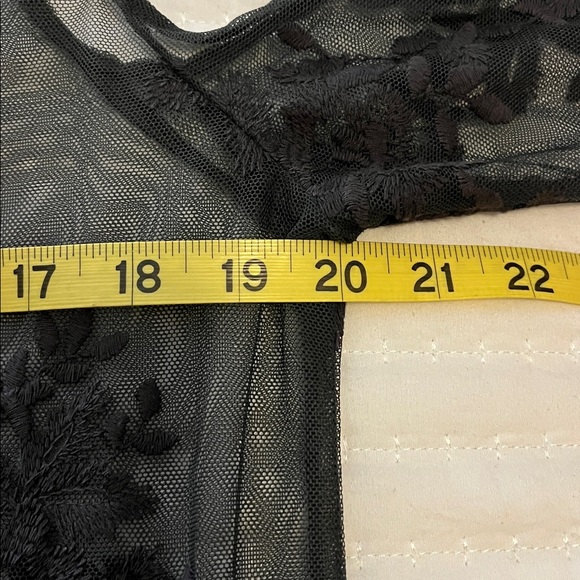 Women’s Dark Grey Lace Cold Shoulder 
Kimono/Duster/Coverup - Picture 6 of 7